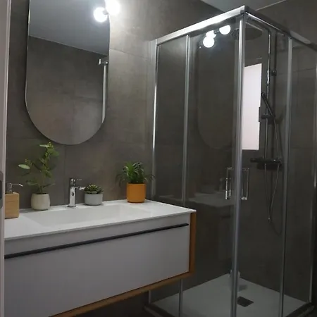 Διαμέρισμα Elisa B - In Front Of The Walls Of Λούκα